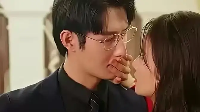 《禁欲大佬他沦陷了》：当冷酷总裁遇上治愈系少女，一场意想不到的“甜虐”爱情，打破禁锢，点燃心火！